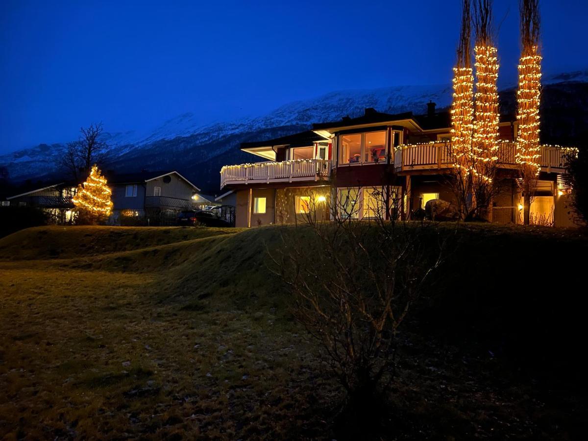 Liten Kjellerleilighet. Landlig Rolig Omrade. Тромсё Экстерьер фото